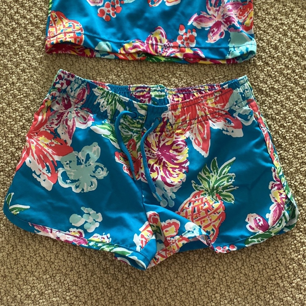 Gymboree board shorts sz medium 7-8